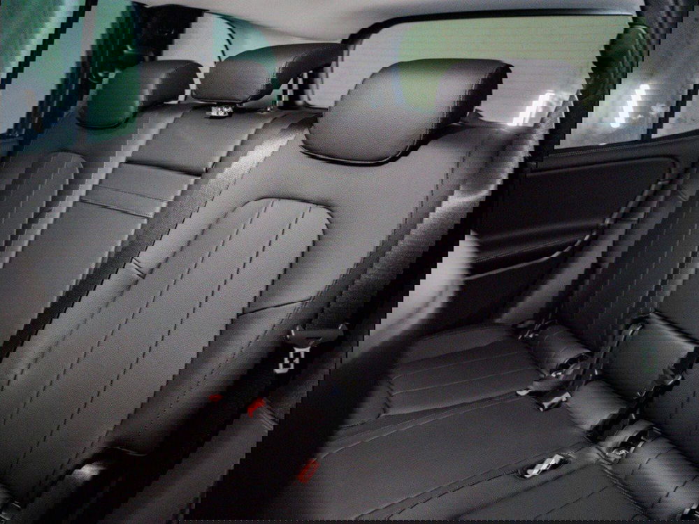 Mercedes-Benz GLB nuova a Macerata (12)