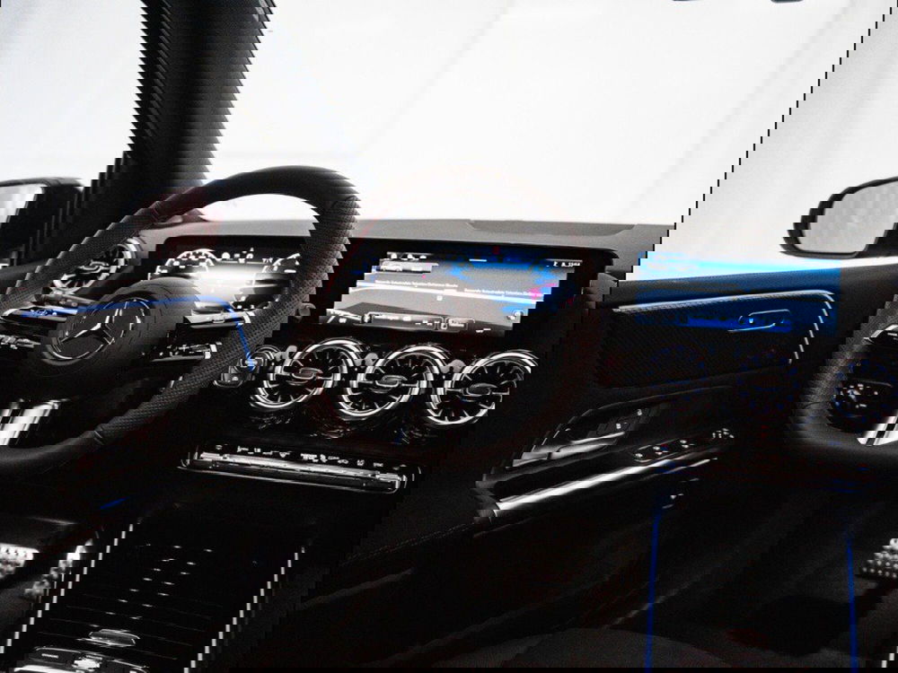 Mercedes-Benz Classe B nuova a Macerata (16)