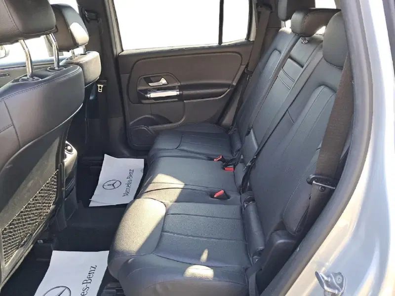Mercedes-Benz GLB usata a Salerno (11)