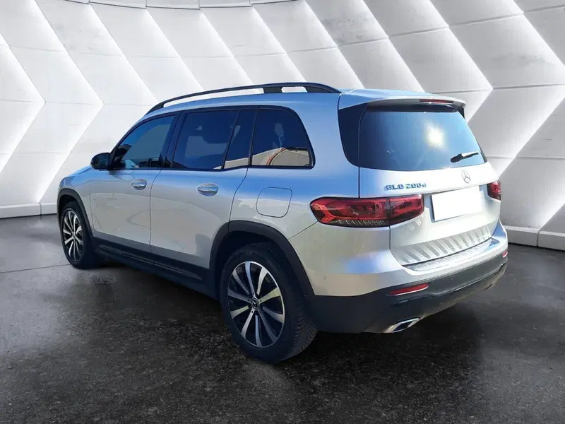 Mercedes-Benz GLB usata a Salerno (8)