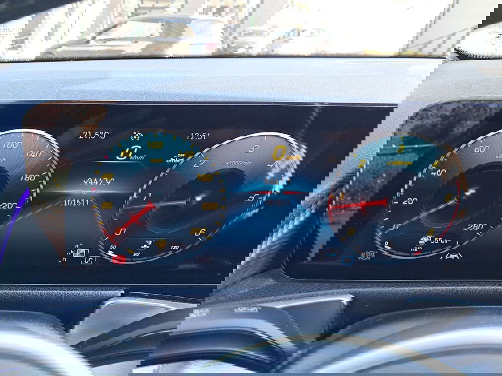 Mercedes-Benz GLB usata a Salerno (9)