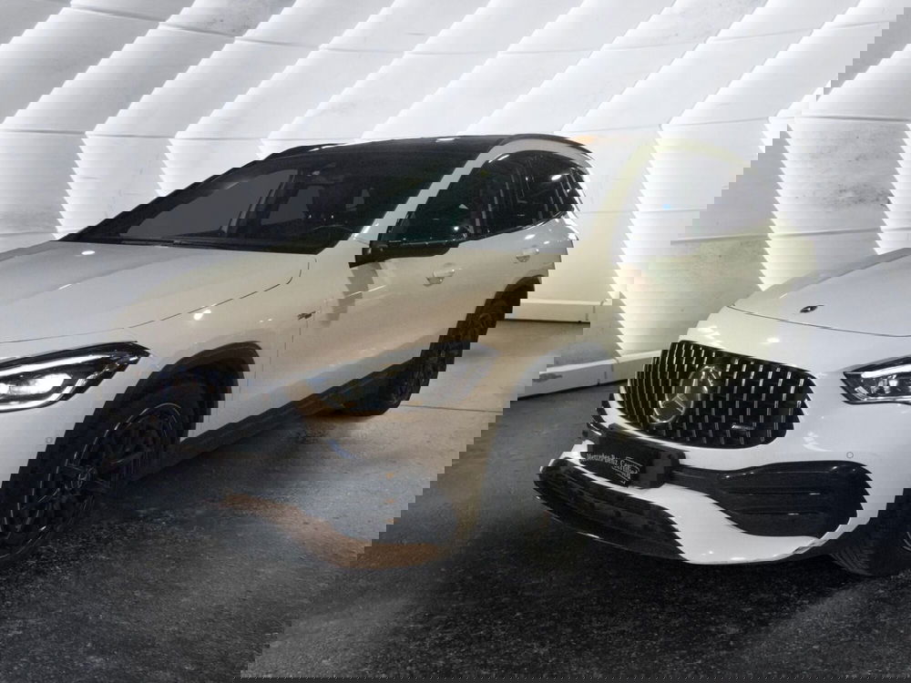 Mercedes-Benz GLA SUV usata a Caserta