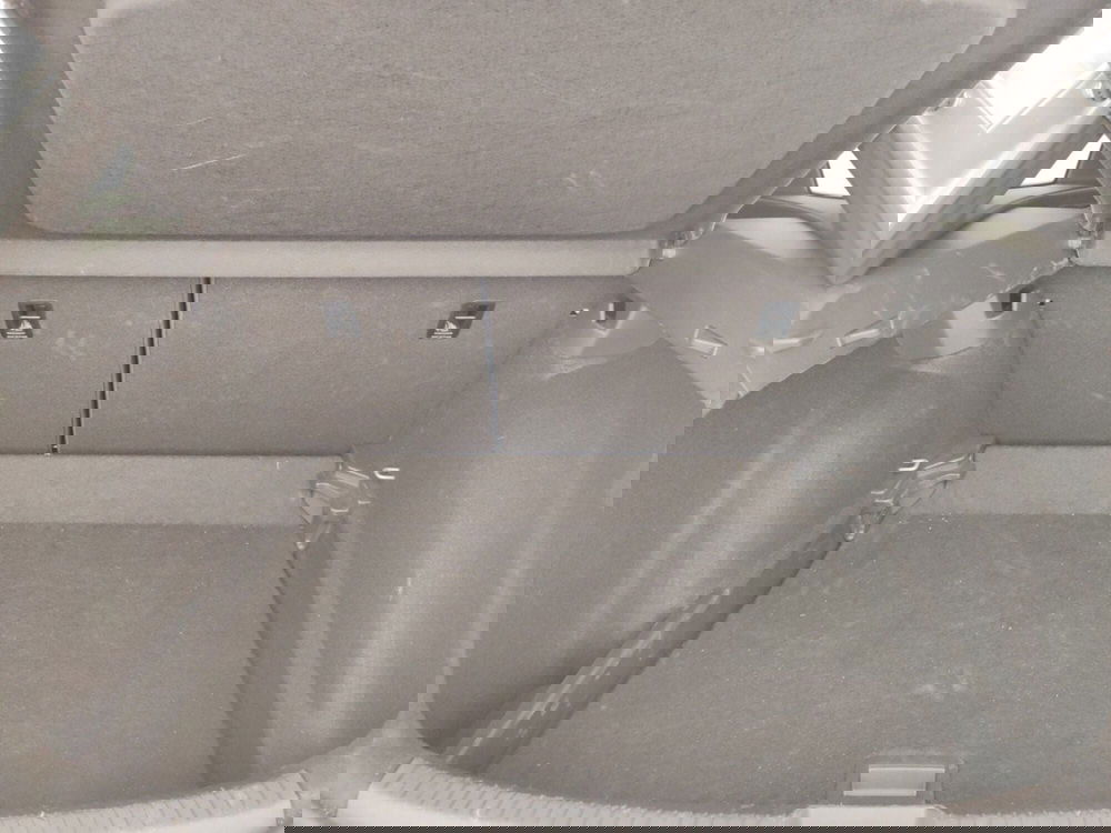 Volkswagen Taigo usata a Massa-Carrara (16)