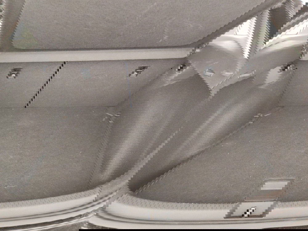 Volkswagen Taigo usata a Massa-Carrara (16)