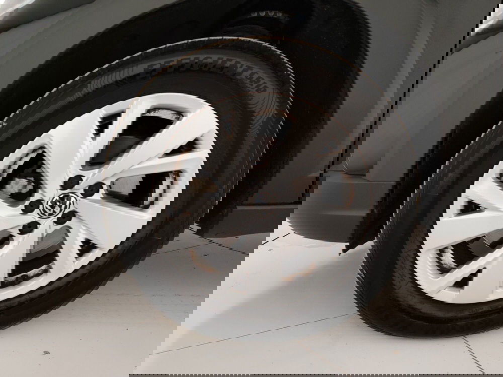 Volkswagen Taigo usata a Massa-Carrara (6)