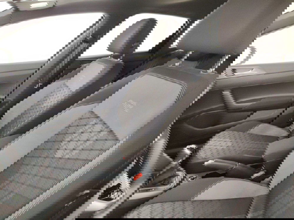Volkswagen Taigo usata a Massa-Carrara (9)
