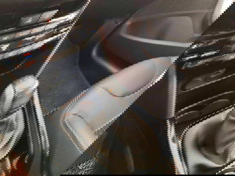 Peugeot 2008 usata a Massa-Carrara (11)