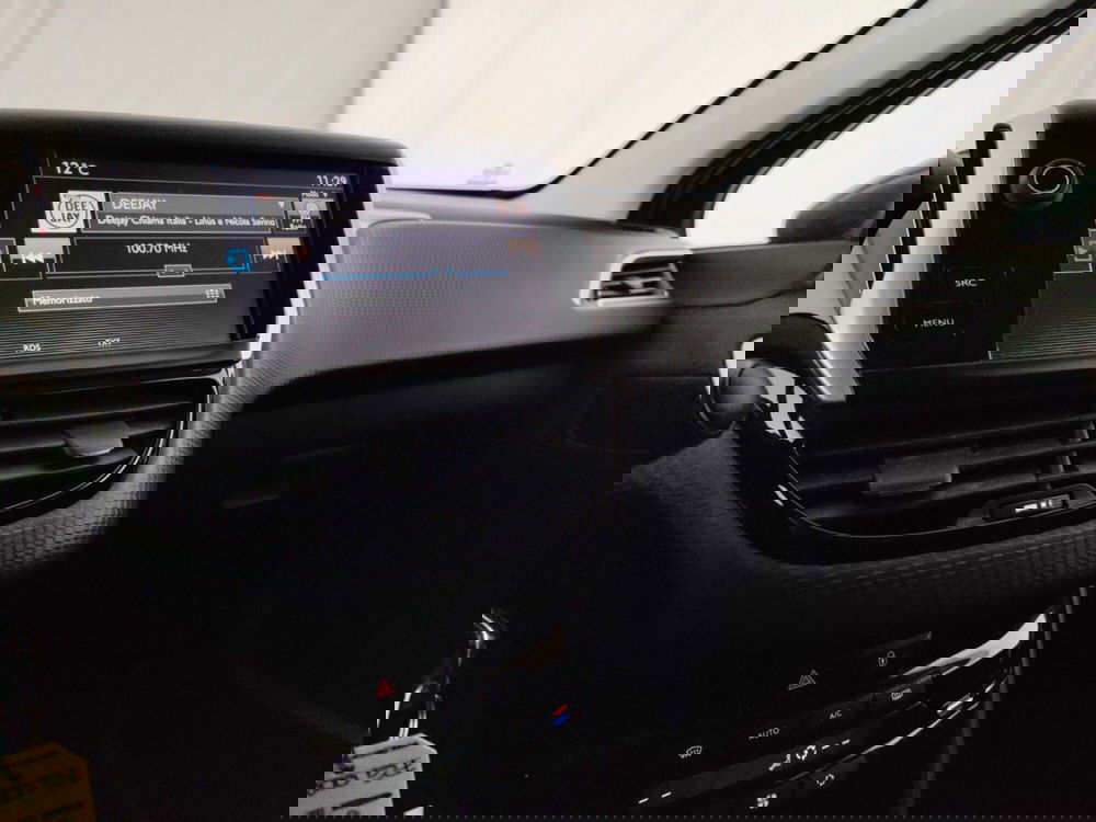 Peugeot 2008 usata a Massa-Carrara (12)