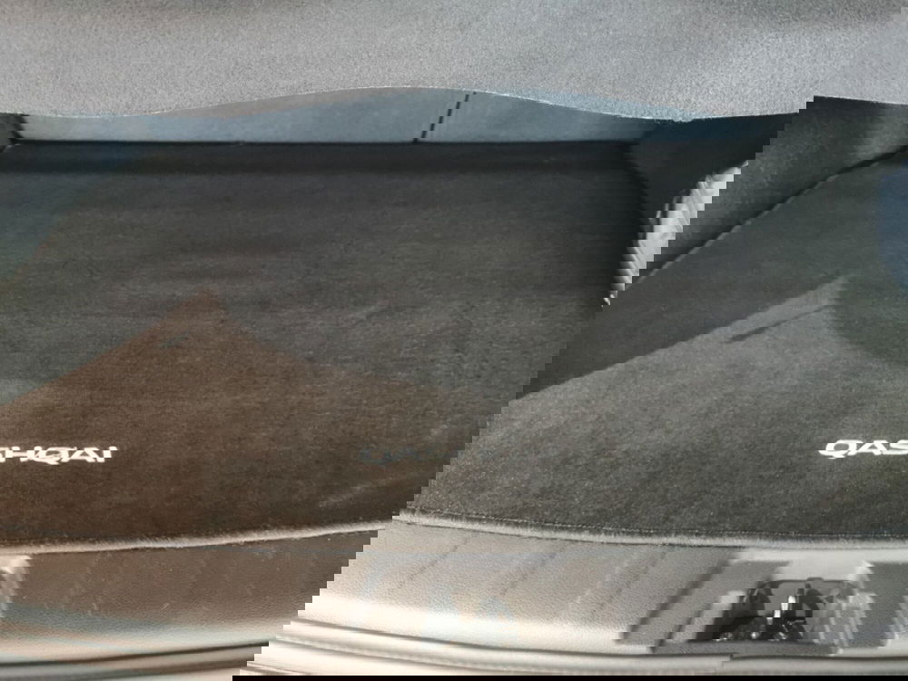 Nissan Qashqai usata a Taranto (18)