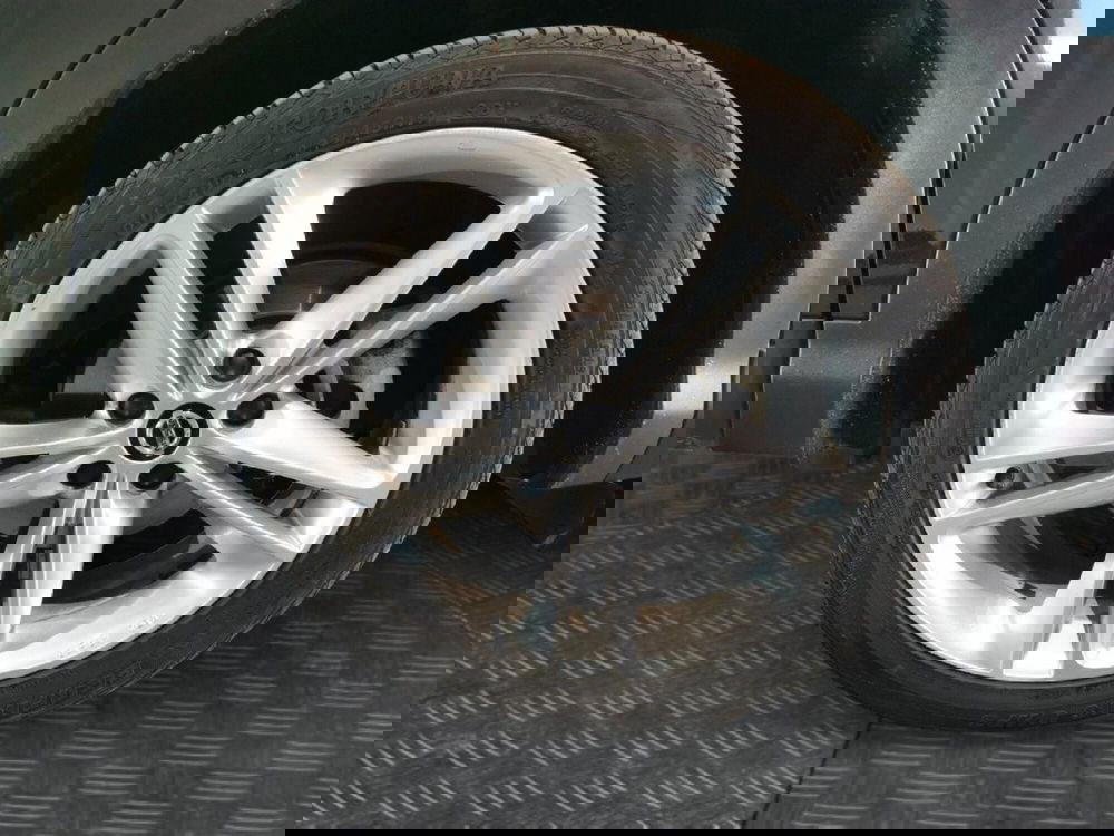 Nissan Qashqai usata a Taranto (8)