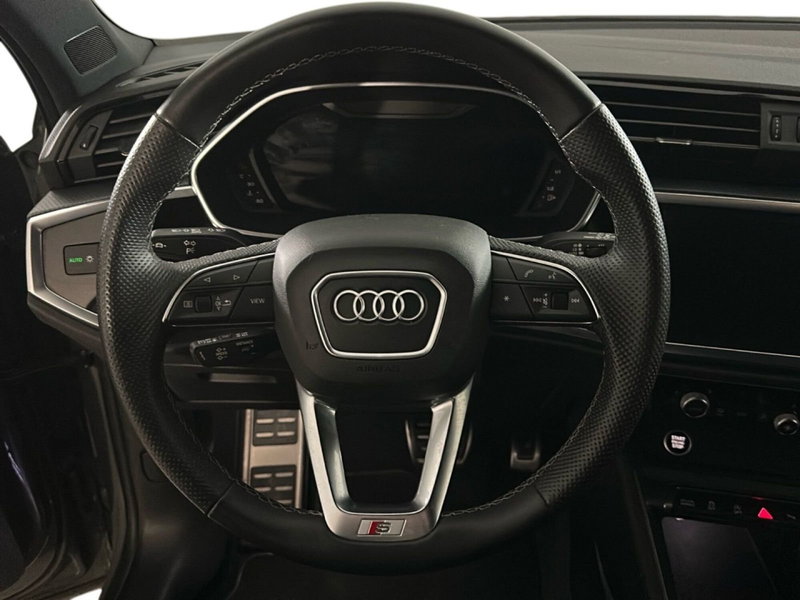 Audi Q3 Sportback usata a Caserta (11)