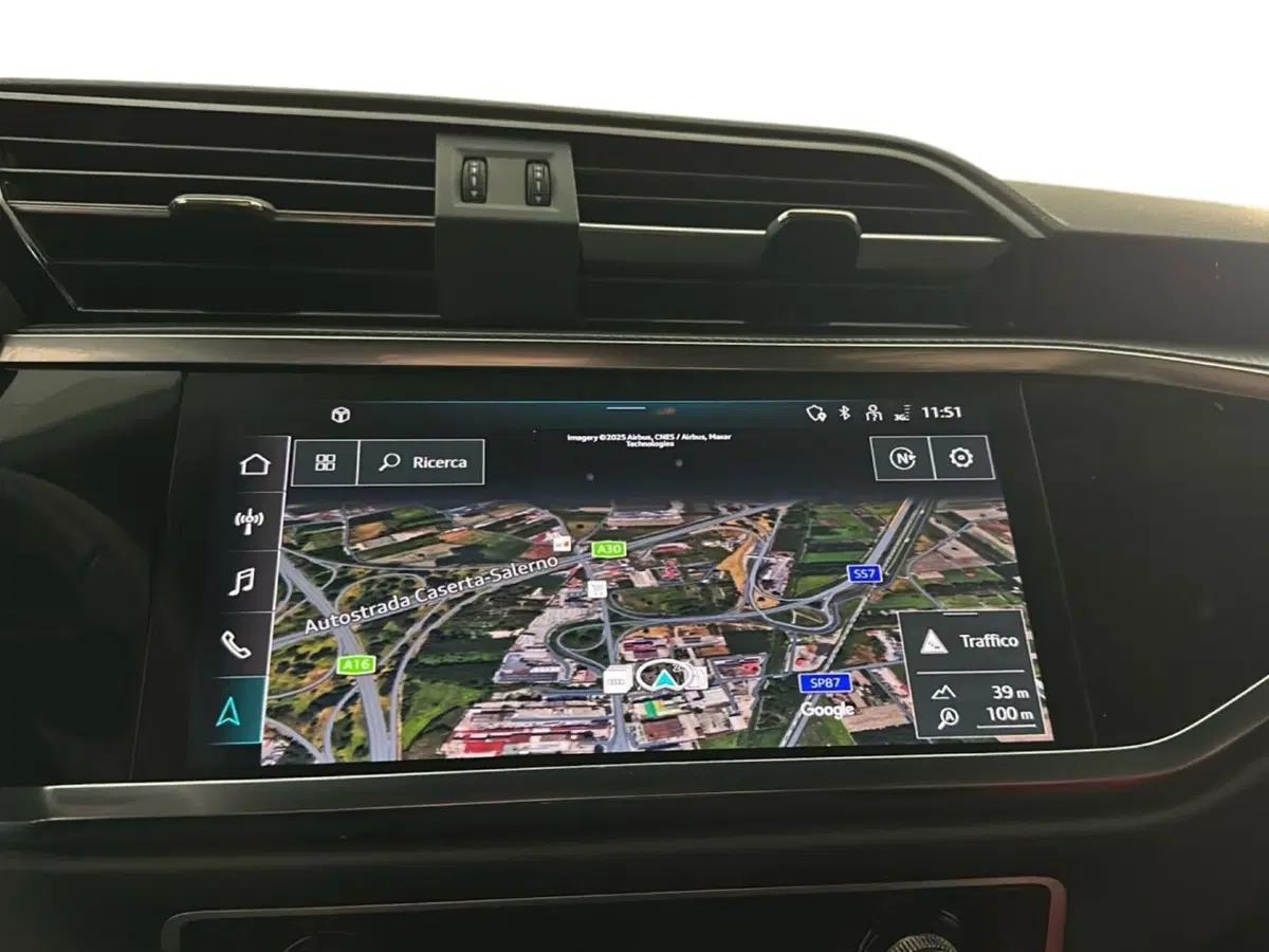 Audi Q3 Sportback usata a Caserta (15)