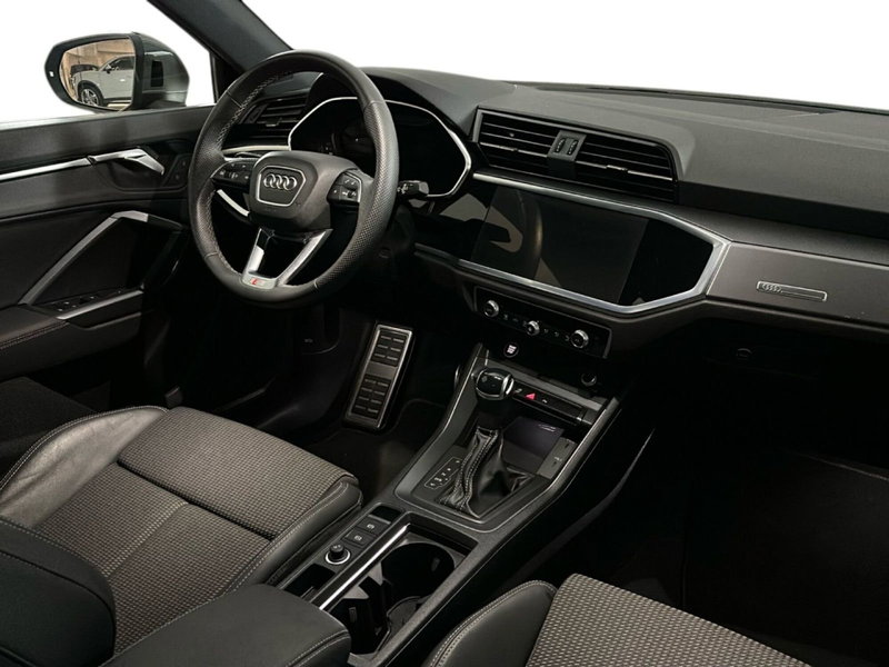 Audi Q3 Sportback usata a Caserta (9)