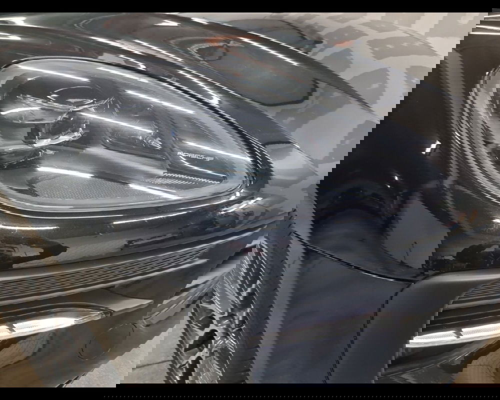 Porsche Macan usata a Caserta (11)