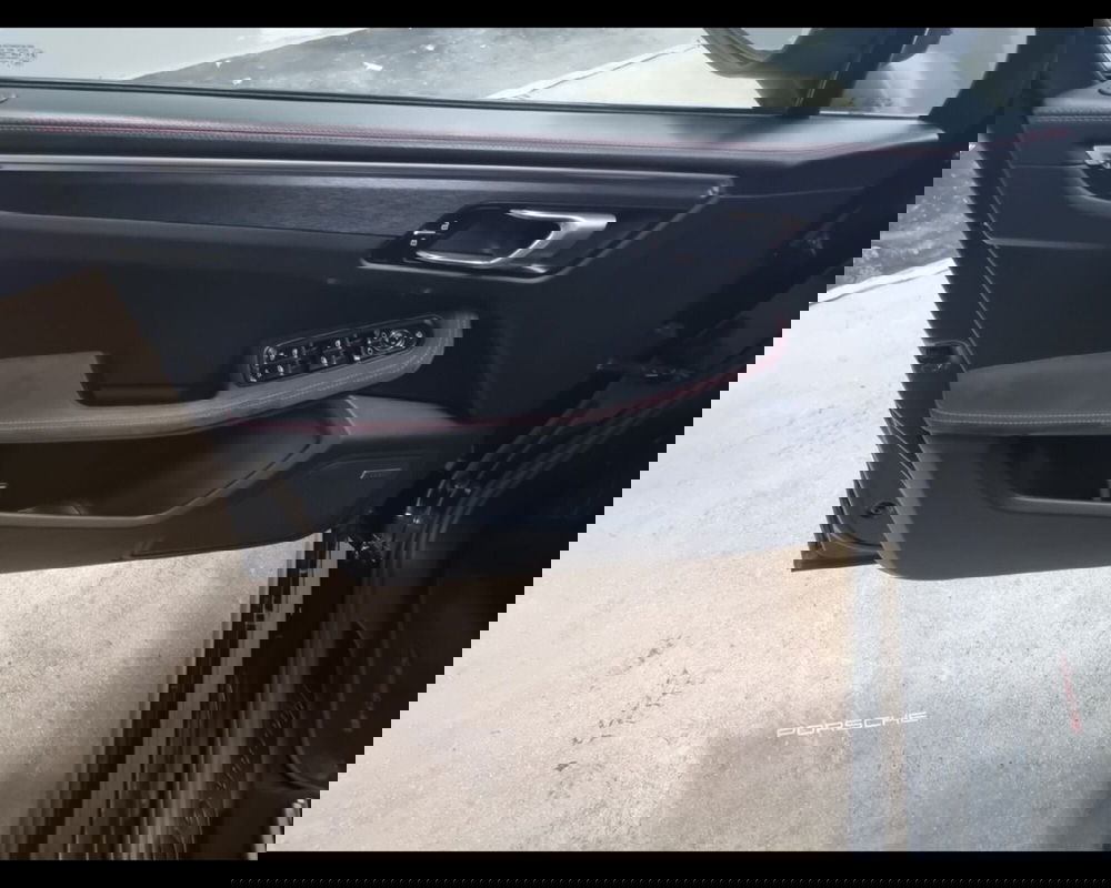 Porsche Macan usata a Caserta (13)