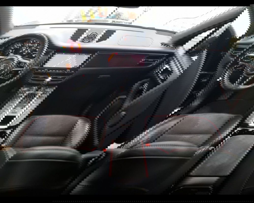Porsche Macan usata a Caserta (14)