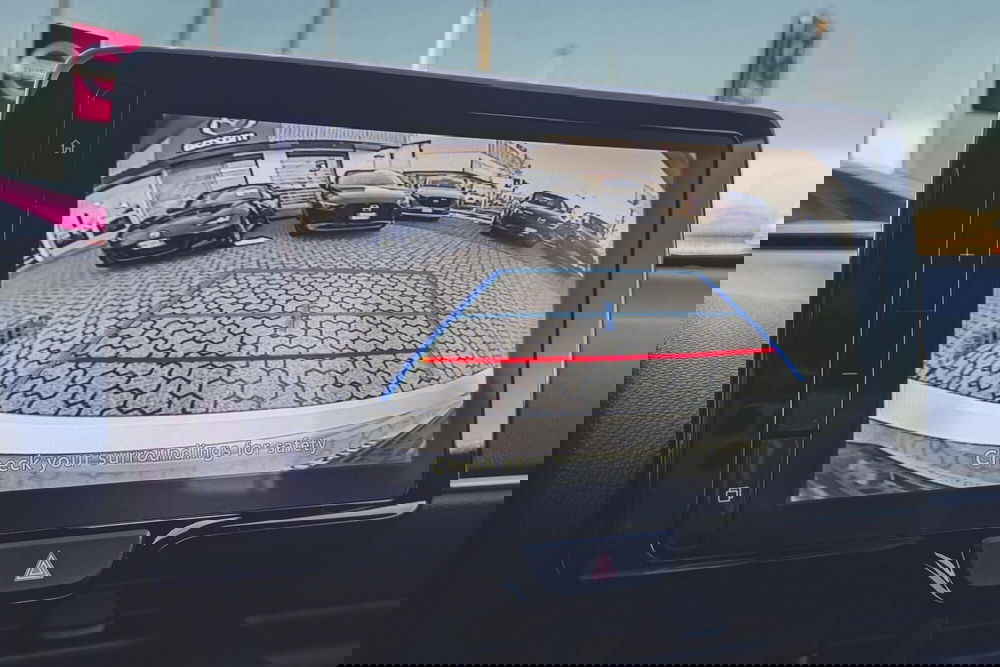 Mazda Mazda2 Hybrid nuova a Vercelli (14)