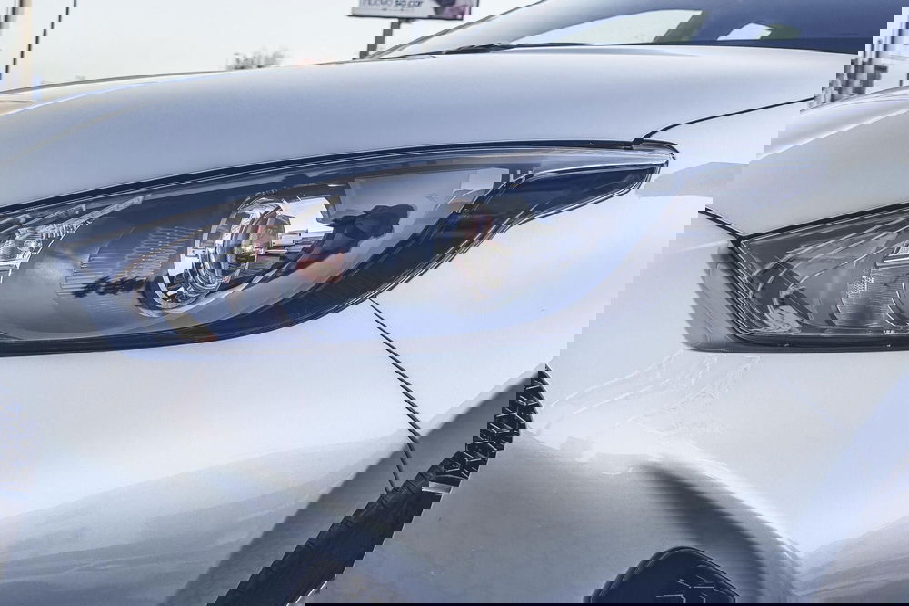 Mazda Mazda2 Hybrid nuova a Vercelli (6)