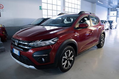 Dacia Sandero Stepway 1.0 TCe 100 CV ECO-G Comfort del 2022 usata a Torino