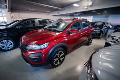 Dacia Sandero Stepway 1.0 TCe 100 CV ECO-G Comfort del 2023 usata a Torino