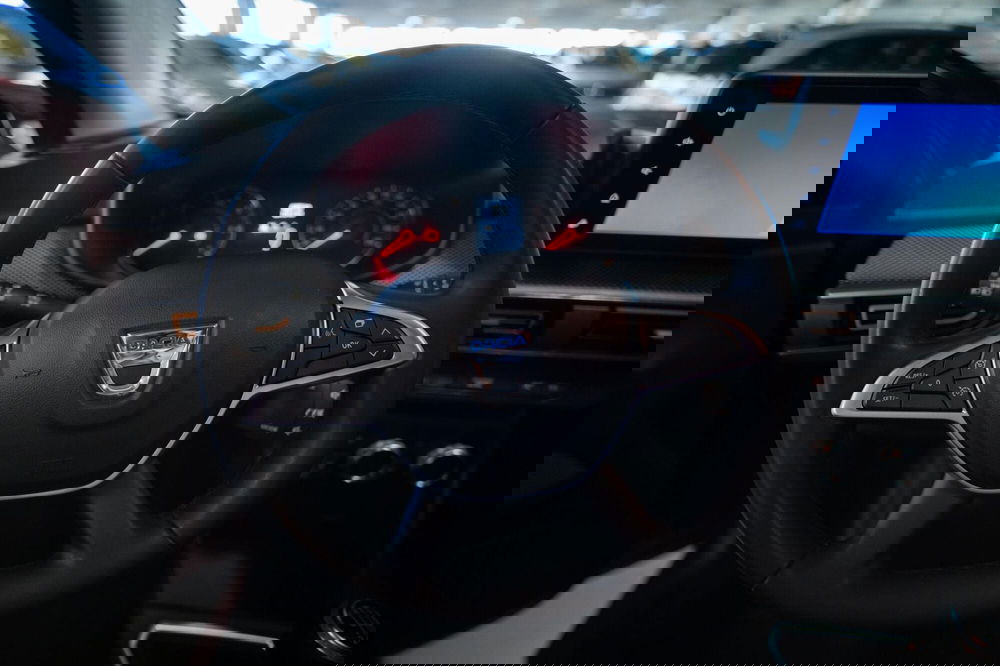 Dacia Sandero usata a Torino (11)