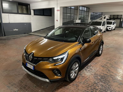 Renault Captur TCe 90 CV Intens del 2021 usata a Milano