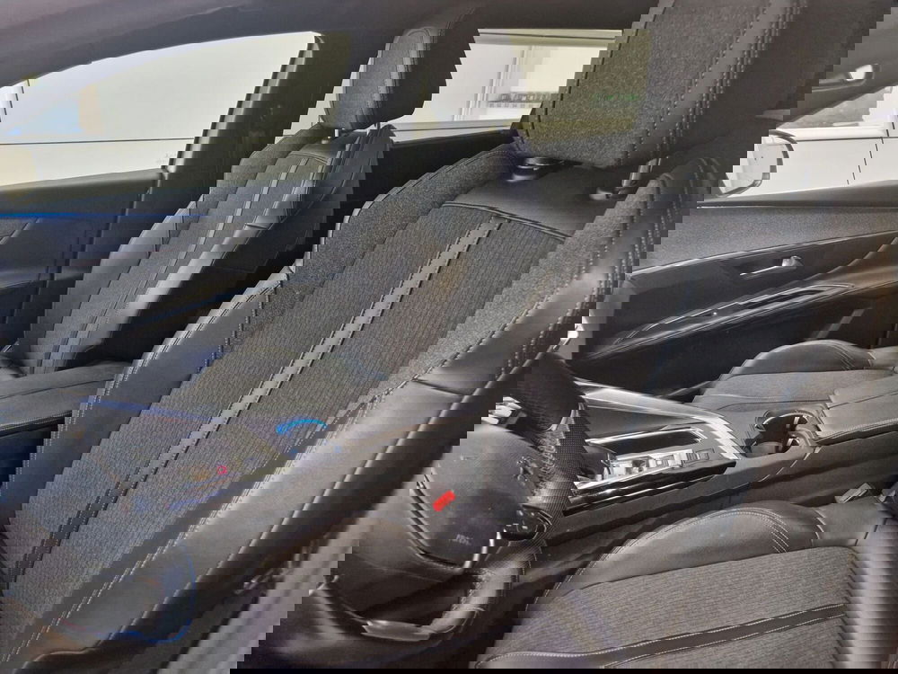 Peugeot 5008 usata a Varese (11)