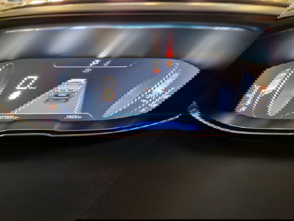 Peugeot 5008 usata a Varese (16)