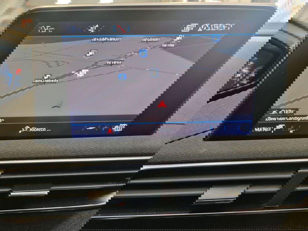 Peugeot 5008 usata a Varese (17)