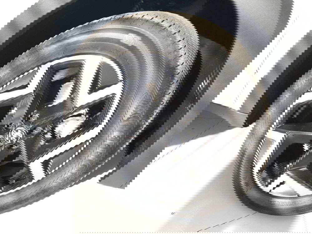 Volkswagen T-Cross nuova a Bologna (19)