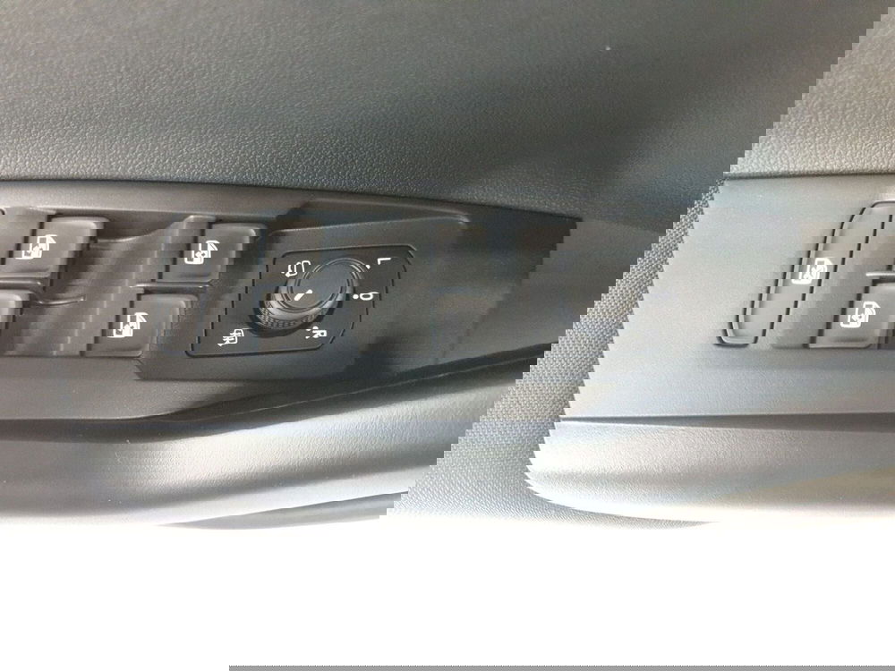 Volkswagen Polo nuova a Bologna (18)