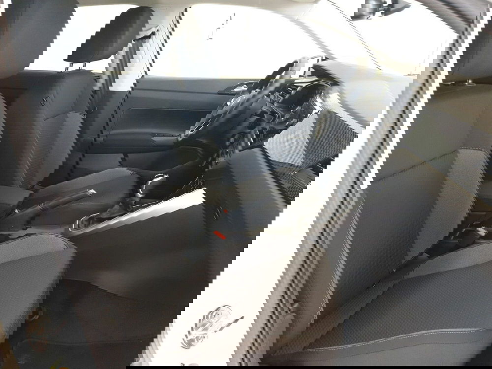 Volkswagen Polo nuova a Bologna (9)