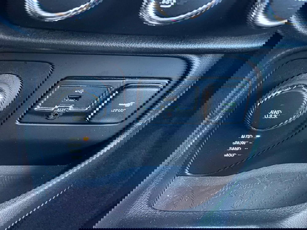 Jeep Renegade usata a Ancona (16)