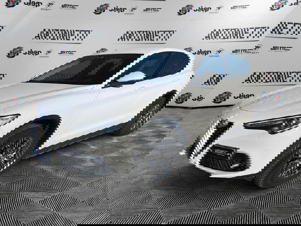 Alfa Romeo Stelvio usata a Ancona