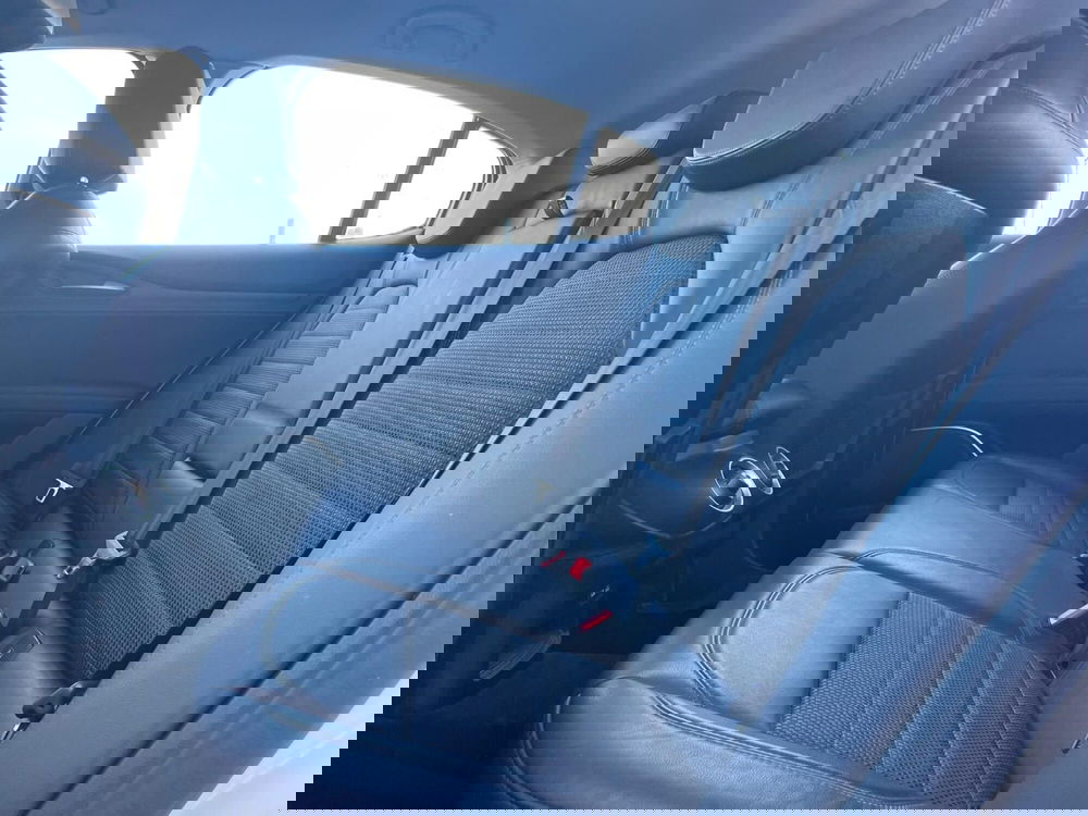 Alfa Romeo Stelvio usata a Ancona (16)