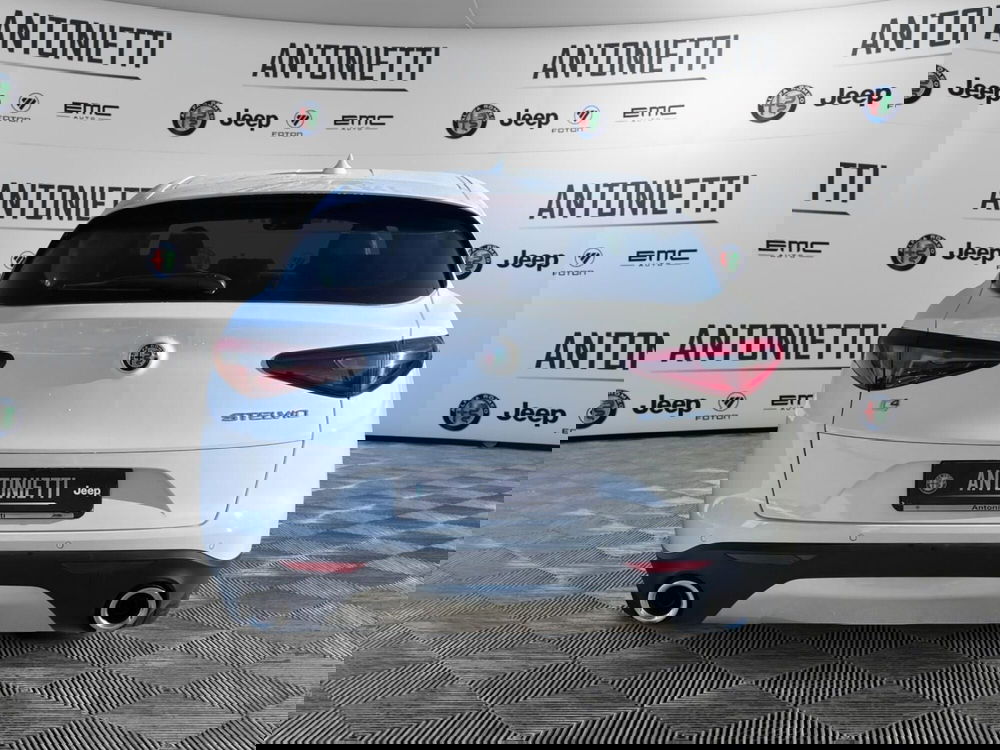 Alfa Romeo Stelvio usata a Ancona (6)