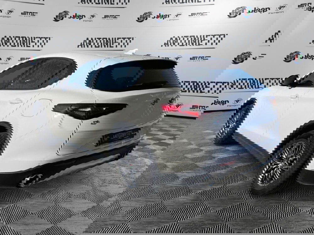 Alfa Romeo Stelvio usata a Ancona (7)
