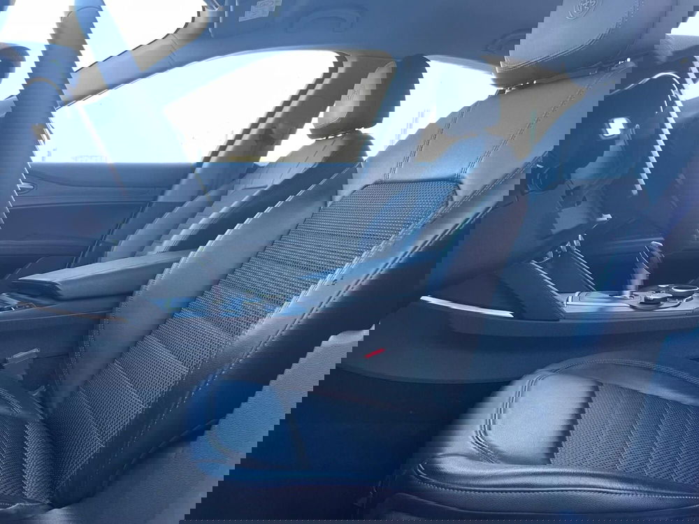 Alfa Romeo Stelvio usata a Ancona (9)