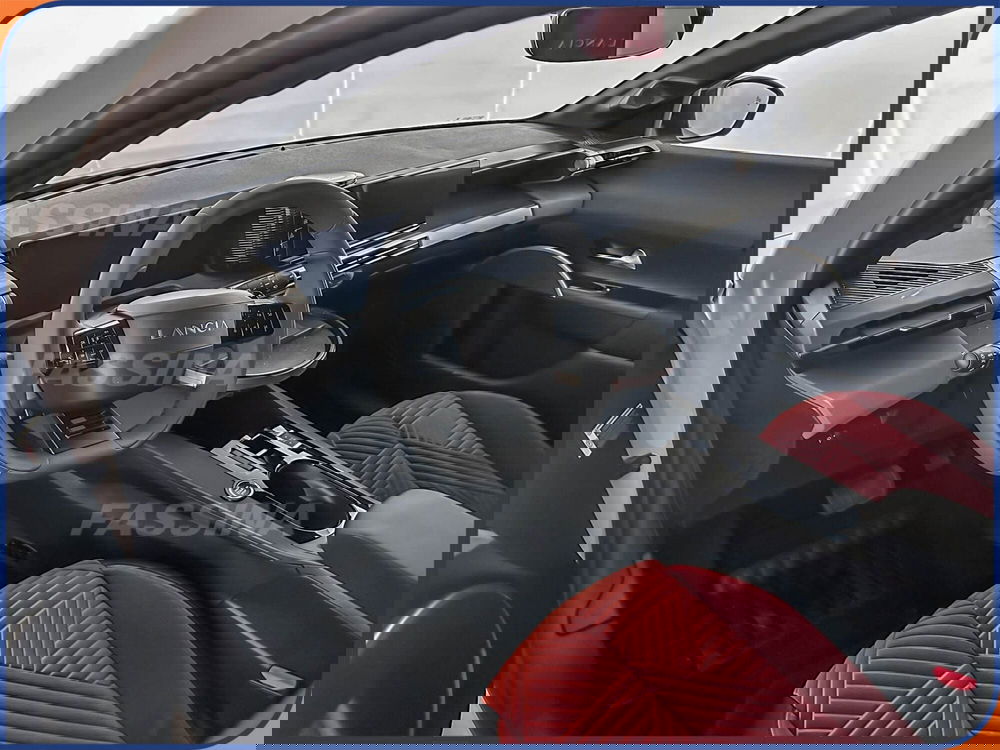 Lancia Ypsilon nuova a Milano (9)