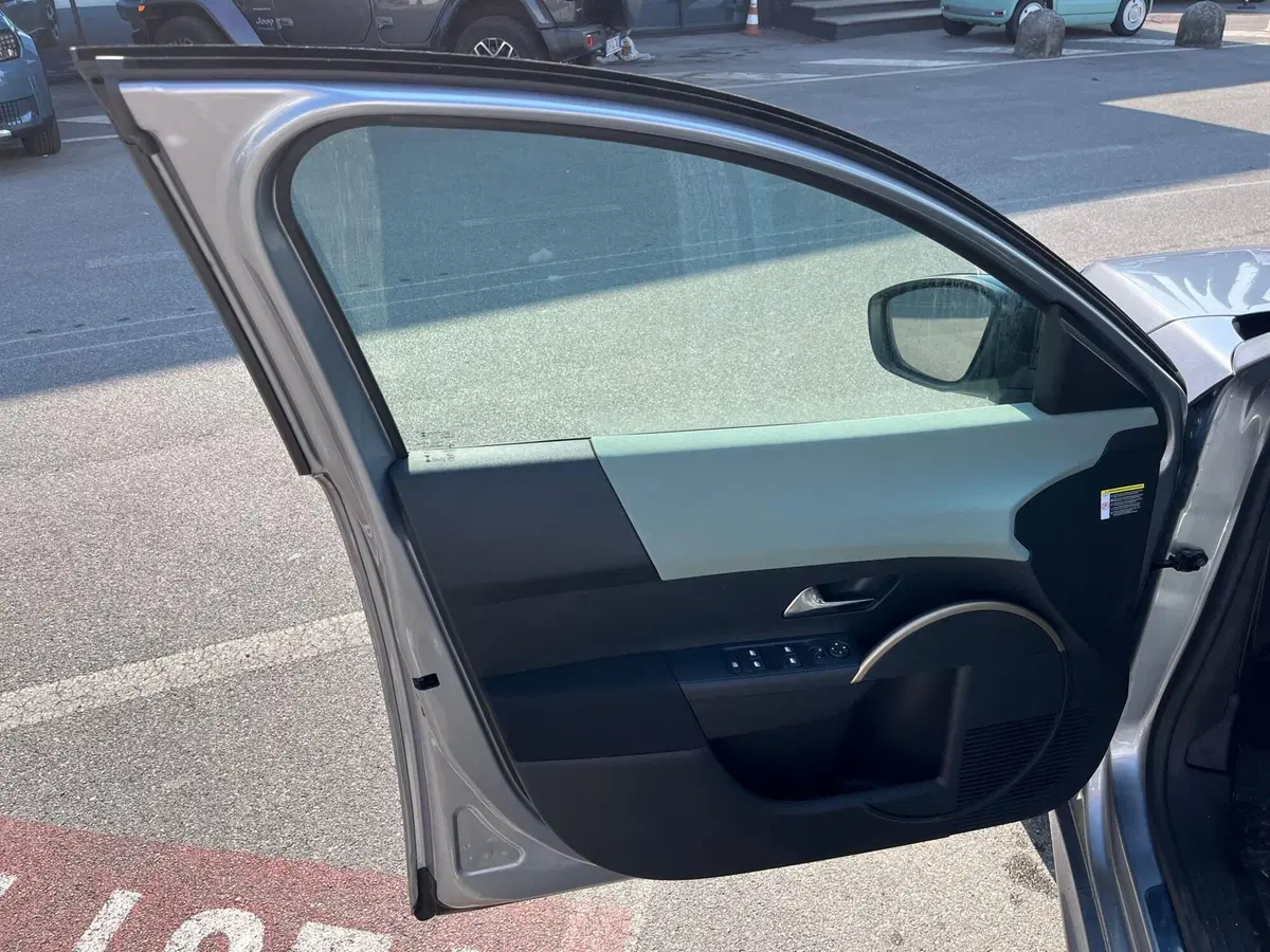 Lancia Ypsilon nuova a Lucca (10)