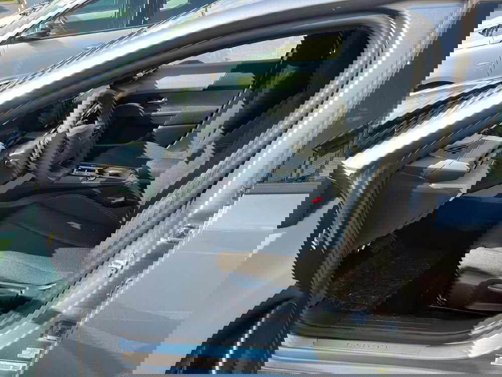 Lancia Ypsilon nuova a Lucca (11)