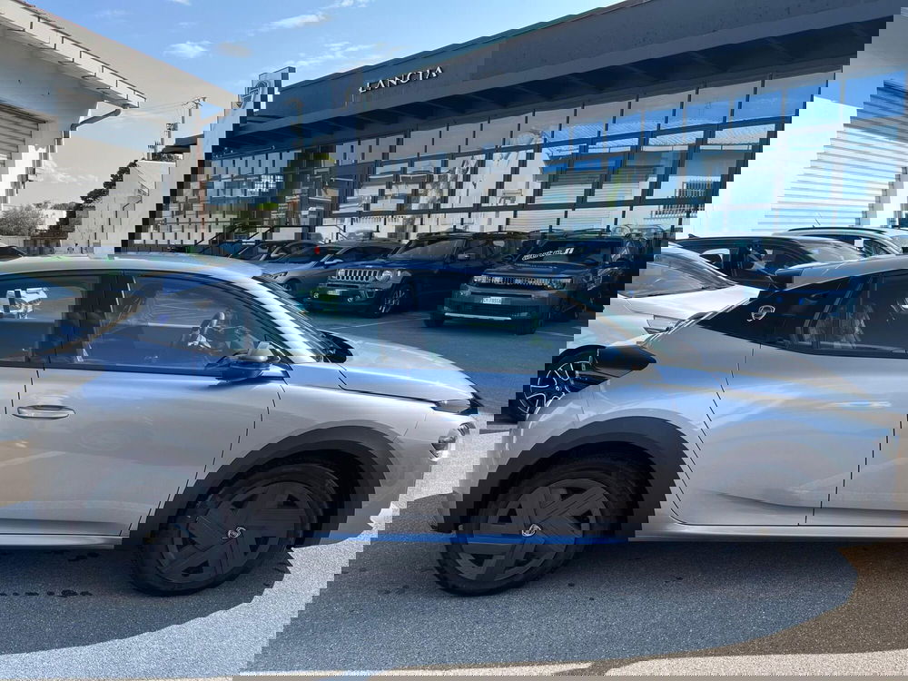 Lancia Ypsilon nuova a Lucca (4)