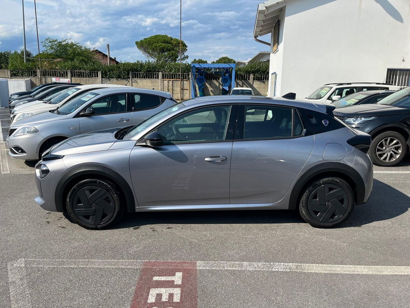 Lancia Ypsilon nuova a Lucca (8)