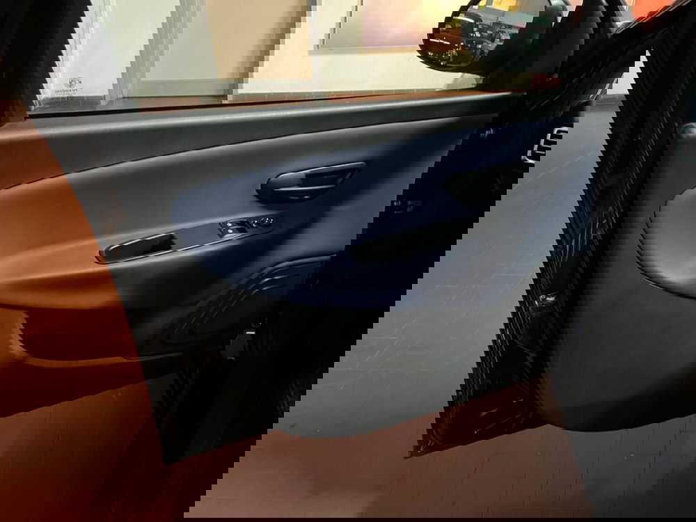Lancia Ypsilon usata a Lucca (10)