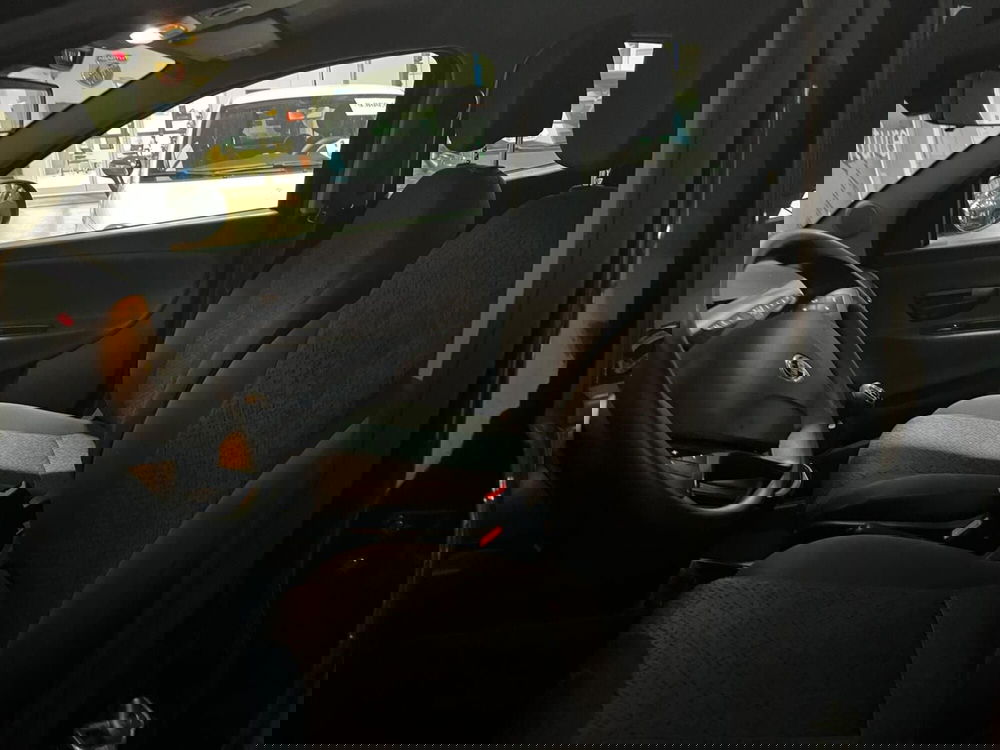 Lancia Ypsilon usata a Lucca (11)