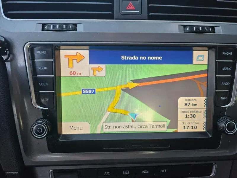 Volkswagen Golf usata a Foggia (12)