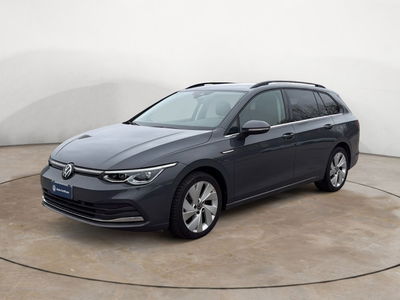 Volkswagen Golf Variant 1.5 TGI DSG Style del 2022 usata a Terni