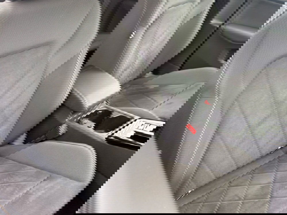 Volkswagen Golf Variant usata a Terni (11)