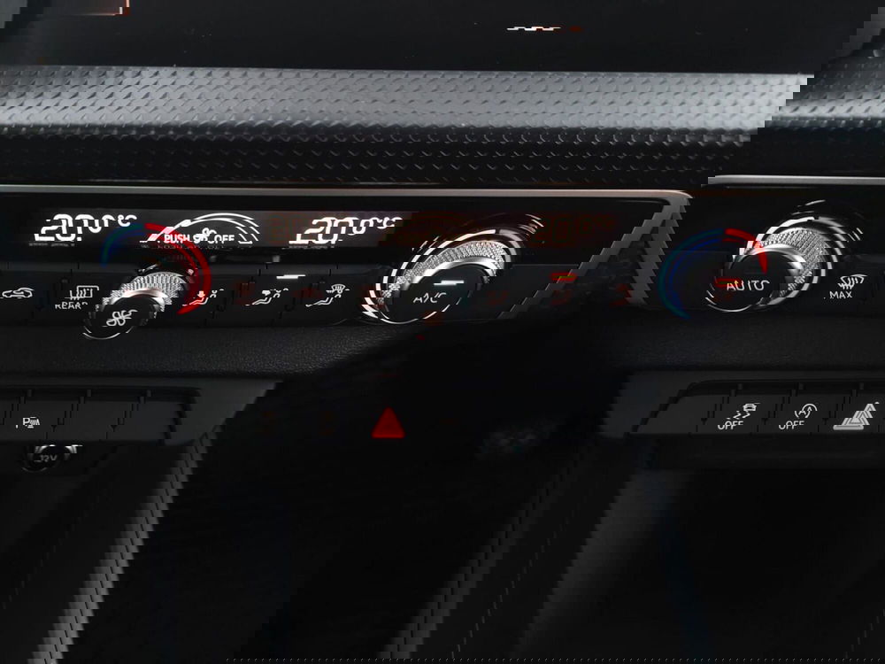 Audi A1 Sportback usata a Bari (8)