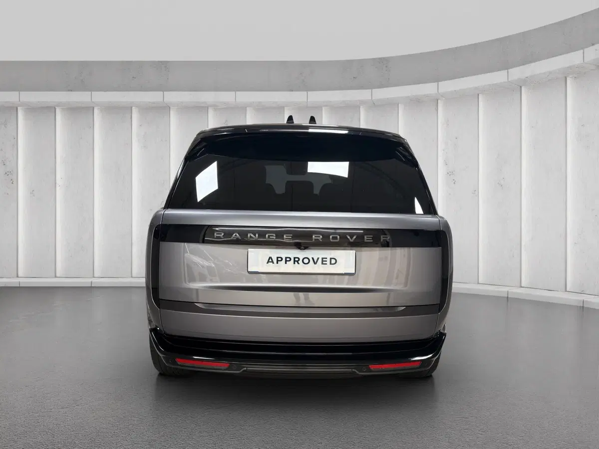 Land Rover Range Rover Velar usata a Milano (7)